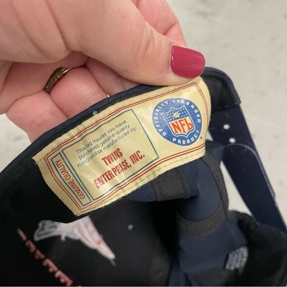 New England Patriots Twins Enterprise Adjustable Snapback Cap Hat - Picture 4 of 4